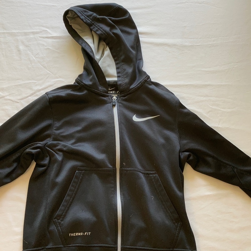 Nike sweat shirt